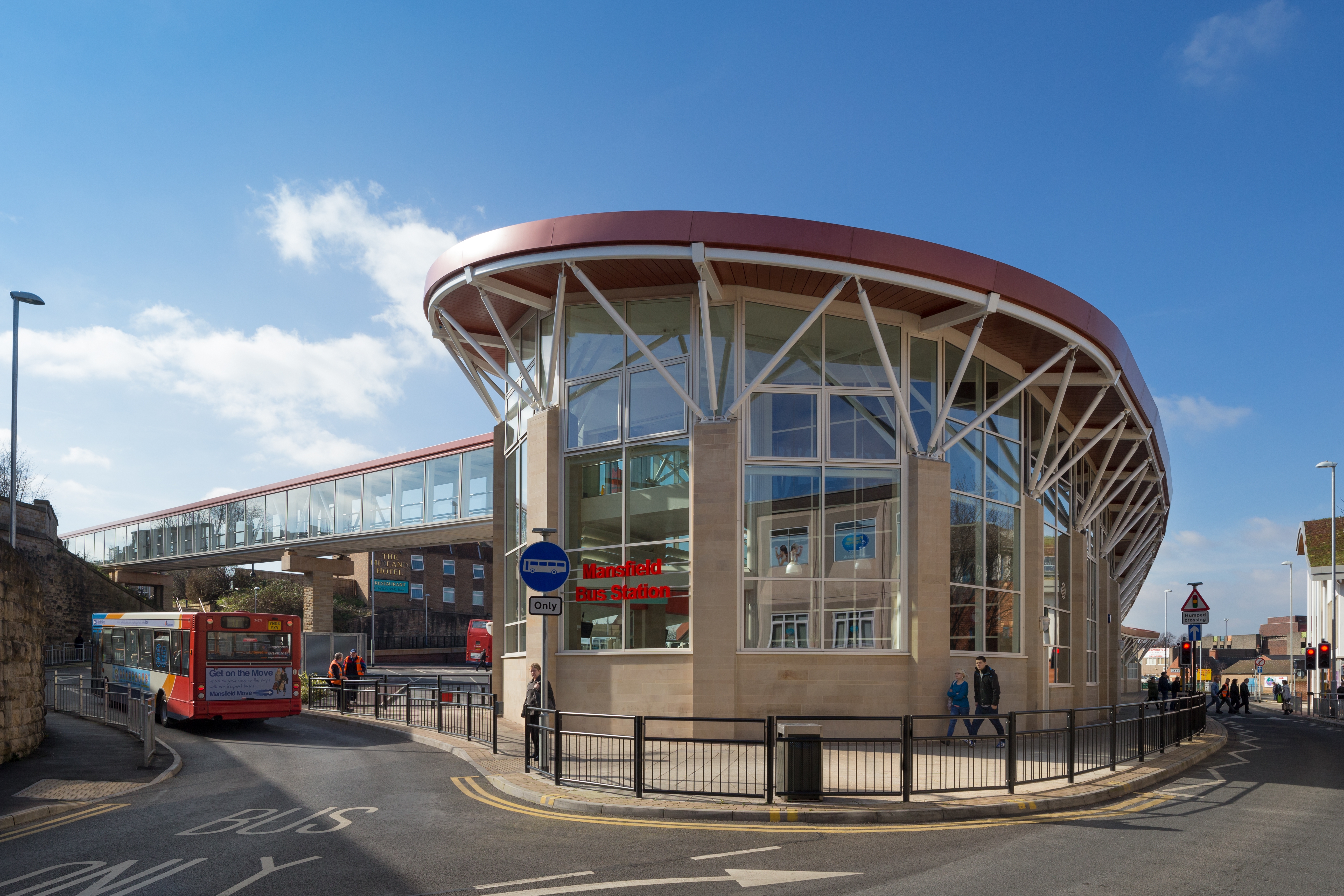 Man Bus Stn 001 HR web